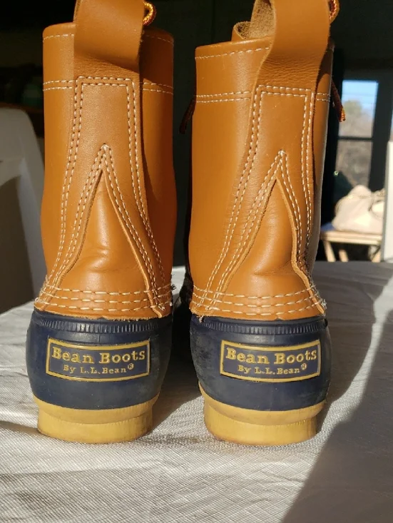 Classic Bean Boots Two-Tone Duck Boots in Tan and Navy - Picture 4 of 6